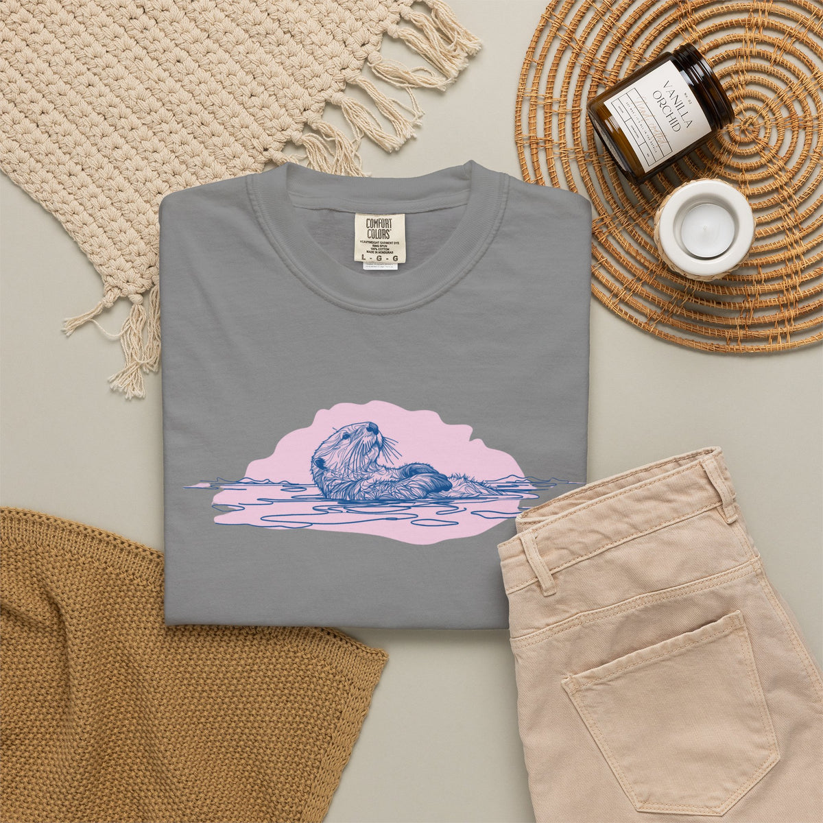 Sea Otter T-Shirt | Floating Otter Comfort Colors Tee