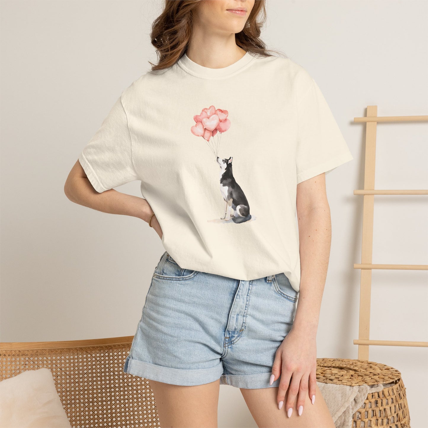Siberian Husky with Heart Balloons Comfort Colors Tee