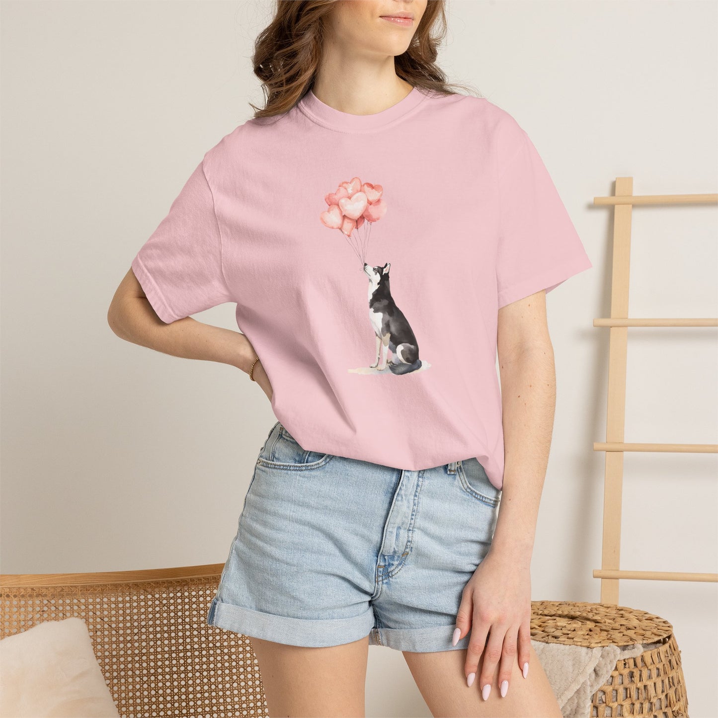 Siberian Husky with Heart Balloons Comfort Colors Tee