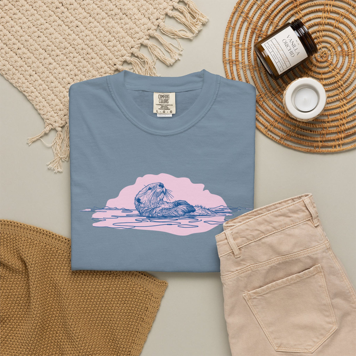 Sea Otter T-Shirt | Floating Otter Comfort Colors Tee