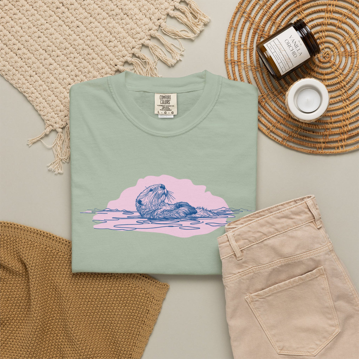 Sea Otter T-Shirt | Floating Otter Comfort Colors Tee
