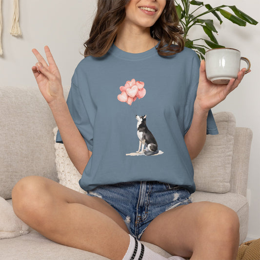 Siberian Husky with Heart Balloons Comfort Colors Tee