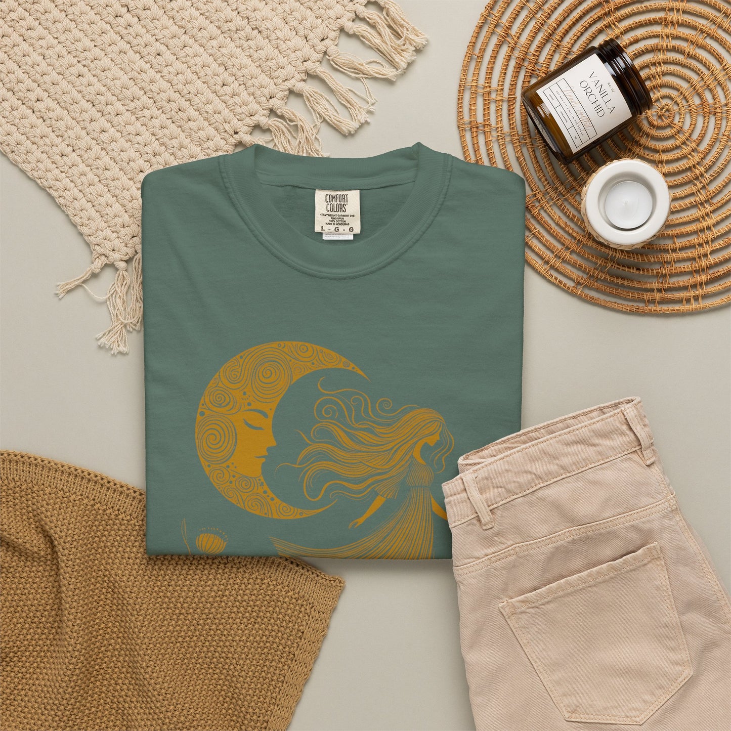 They Didn't Burn Witches They Burned Women Comfort Colors Graphic T-Shirt |  Moon Goddess Tee