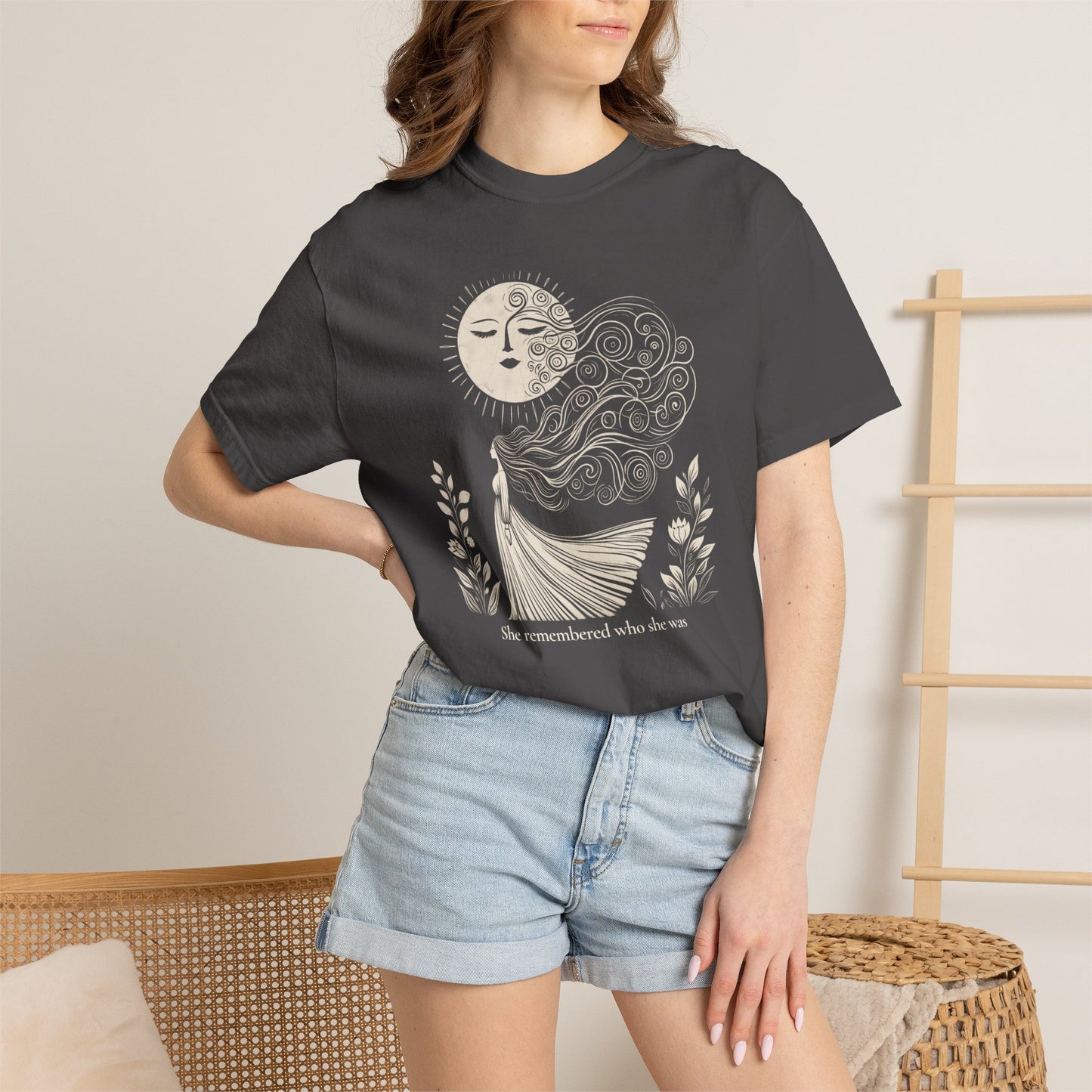 She Remembered Who She Was Comfort Colors T-Shirt