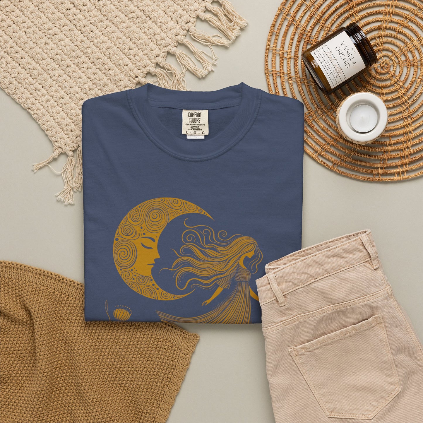 They Didn't Burn Witches They Burned Women Comfort Colors Graphic T-Shirt |  Moon Goddess Tee