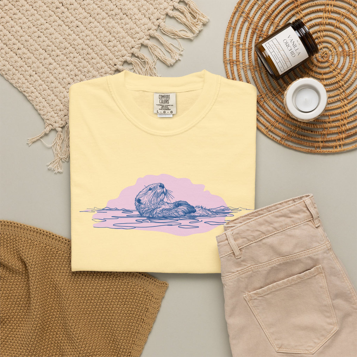 Sea Otter T-Shirt | Floating Otter Comfort Colors Tee
