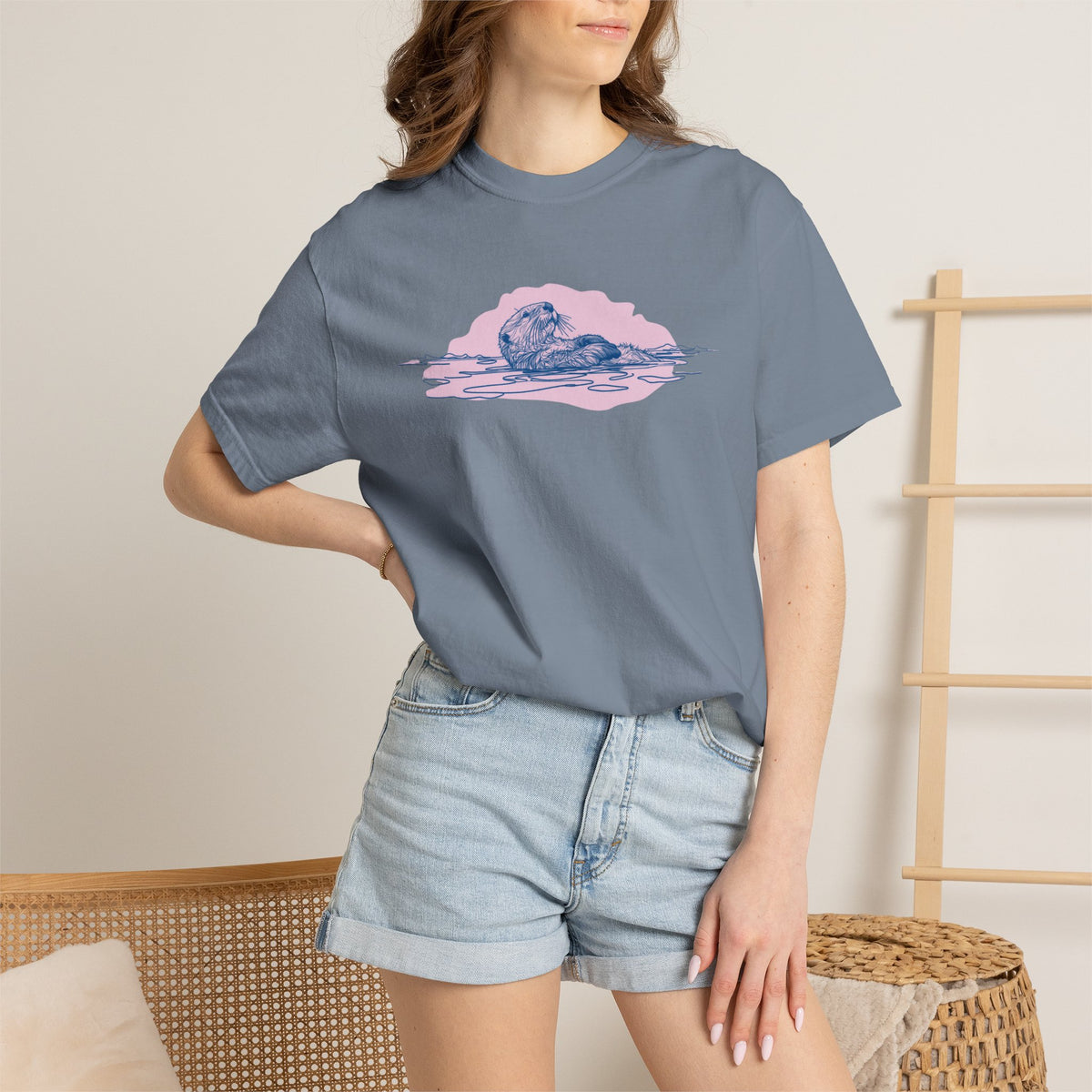 Sea Otter T-Shirt | Floating Otter Comfort Colors Tee